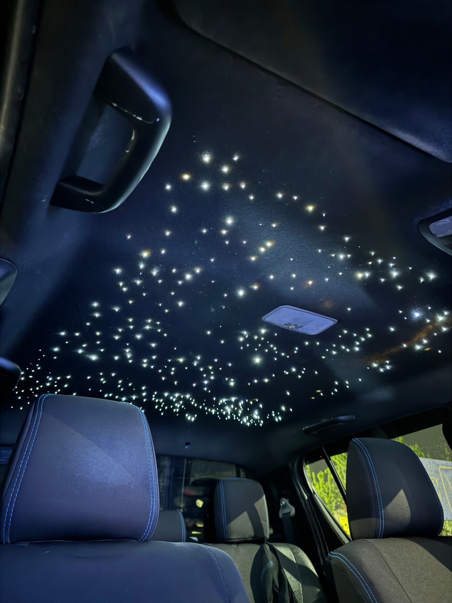 WHIPPED 4WD STARLIGHTS